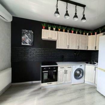 Продается 1-комнатная квартира, 37 м²