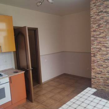 Сдается 1-комнатная квартира, 43 м²
