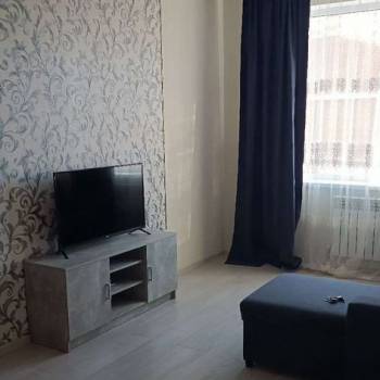 Сдается 1-комнатная квартира, 43 м²
