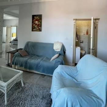 Продается Многокомнатная квартира, 136 м²