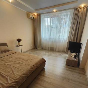 Продается 1-комнатная квартира, 37,2 м²