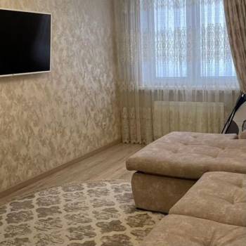 Продается 1-комнатная квартира, 39 м²