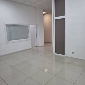 Сдается Нежилое помещение, 130 м²