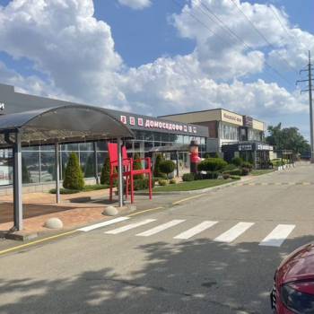 Сдается Нежилое помещение, 231 м²