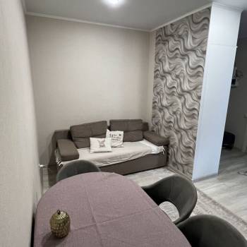 Продается 3-х комнатная квартира, 45 м²