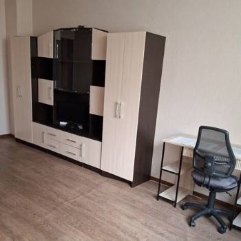 Сдается 1-комнатная квартира, 51,7 м²