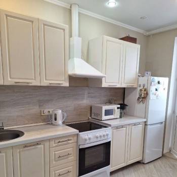Сдается 2-х комнатная квартира, 72 м²