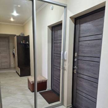 Сдается 2-х комнатная квартира, 72 м²