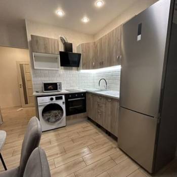 Сдается 1-комнатная квартира, 40 м²