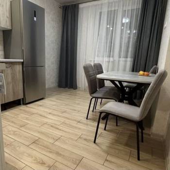 Сдается 1-комнатная квартира, 40 м²