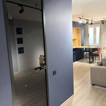 Продается 1-комнатная квартира, 42,9 м²