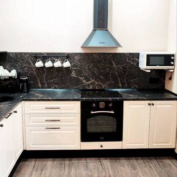 Сдается 2-х комнатная квартира, 80 м²