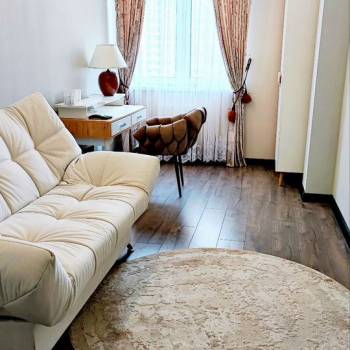 Сдается 2-х комнатная квартира, 80 м²