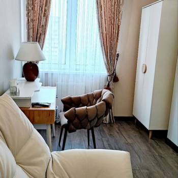 Сдается 2-х комнатная квартира, 80 м²