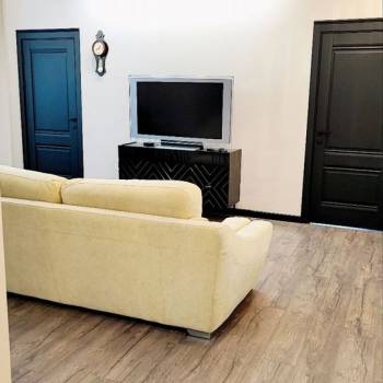 Сдается 2-х комнатная квартира, 80 м²
