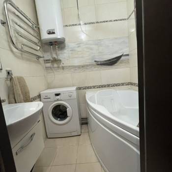 Сдается 2-х комнатная квартира, 60 м²