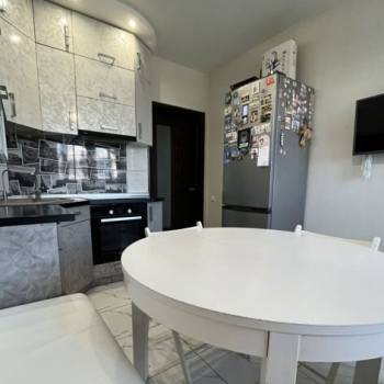 Сдается 2-х комнатная квартира, 60 м²