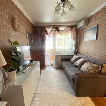 Продается 2-х комнатная квартира, 42 м²