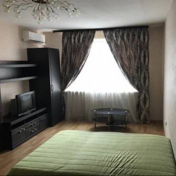 Сдается 2-х комнатная квартира, 64 м²
