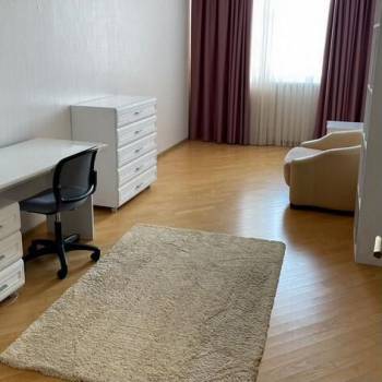 Сдается Многокомнатная квартира, 126 м²