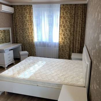 Сдается Многокомнатная квартира, 103 м²