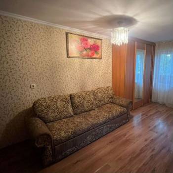 Сдается Многокомнатная квартира, 60 м²