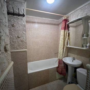 Сдается Многокомнатная квартира, 60 м²