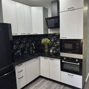 Продается 1-комнатная квартира, 29,5 м²