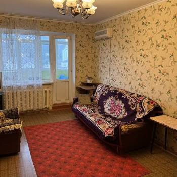 Продается 1-комнатная квартира, 38 м²