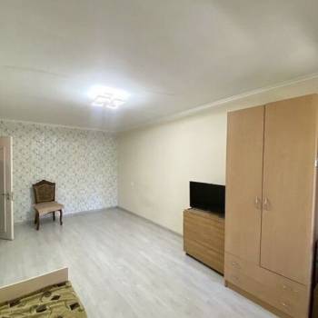 Продается 3-х комнатная квартира, 61,7 м²