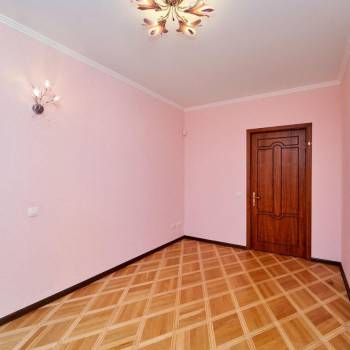 Продается Многокомнатная квартира, 122 м²