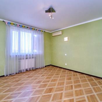 Продается Многокомнатная квартира, 122 м²