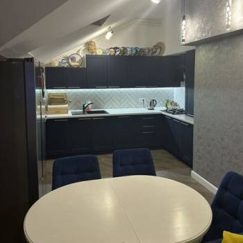 Продается 2-х комнатная квартира, 64 м²