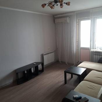 Сдается 2-х комнатная квартира, 60 м²