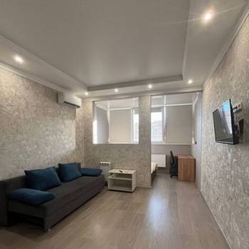Сдается 1-комнатная квартира, 37 м²