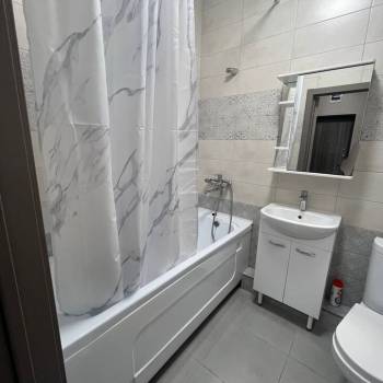 Сдается 1-комнатная квартира, 37 м²