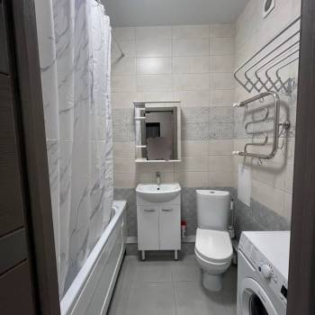 Сдается 1-комнатная квартира, 37 м²