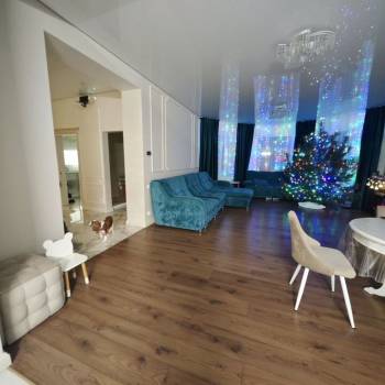 Сдается Дом, 300 м²