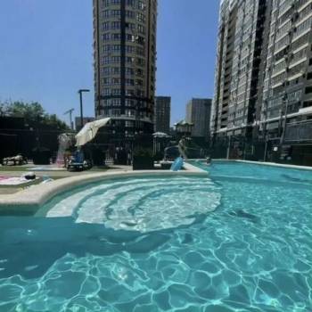 Продается 1-комнатная квартира, 40 м²