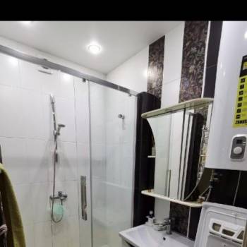 Сдается 1-комнатная квартира, 56 м²
