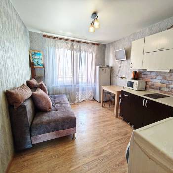 Сдается 1-комнатная квартира, 37 м²