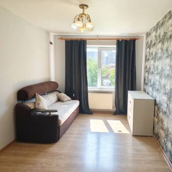 Сдается 1-комнатная квартира, 37 м²