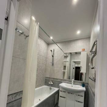 Продается 1-комнатная квартира, 51,8 м²