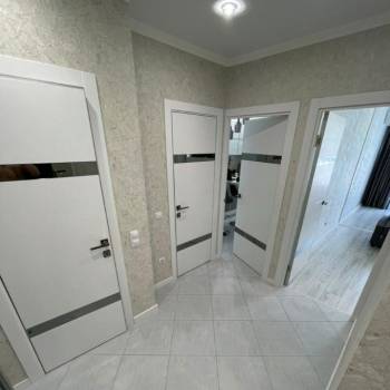 Продается 1-комнатная квартира, 51,8 м²