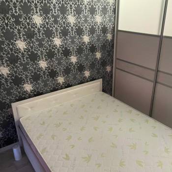 Продается 1-комнатная квартира, 51,8 м²