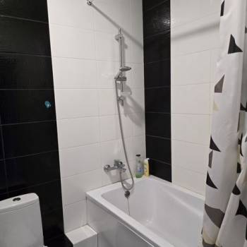 Продается 1-комнатная квартира, 36 м²