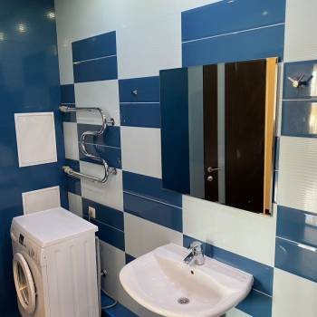 Сдается 2-х комнатная квартира, 90 м²