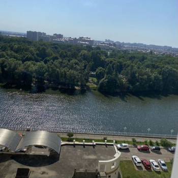 Сдается 2-х комнатная квартира, 90 м²