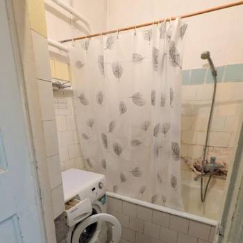 Сдается 1-комнатная квартира, 42 м²
