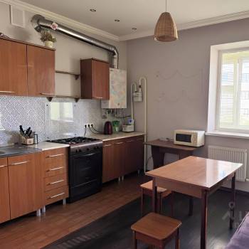 Сдается 2-х комнатная квартира, 65 м²